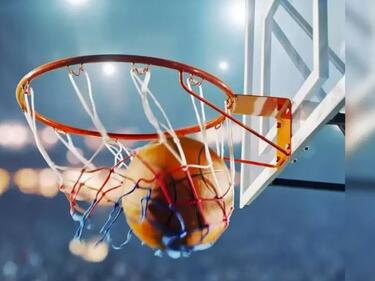 Gr 9 Girls Basketball